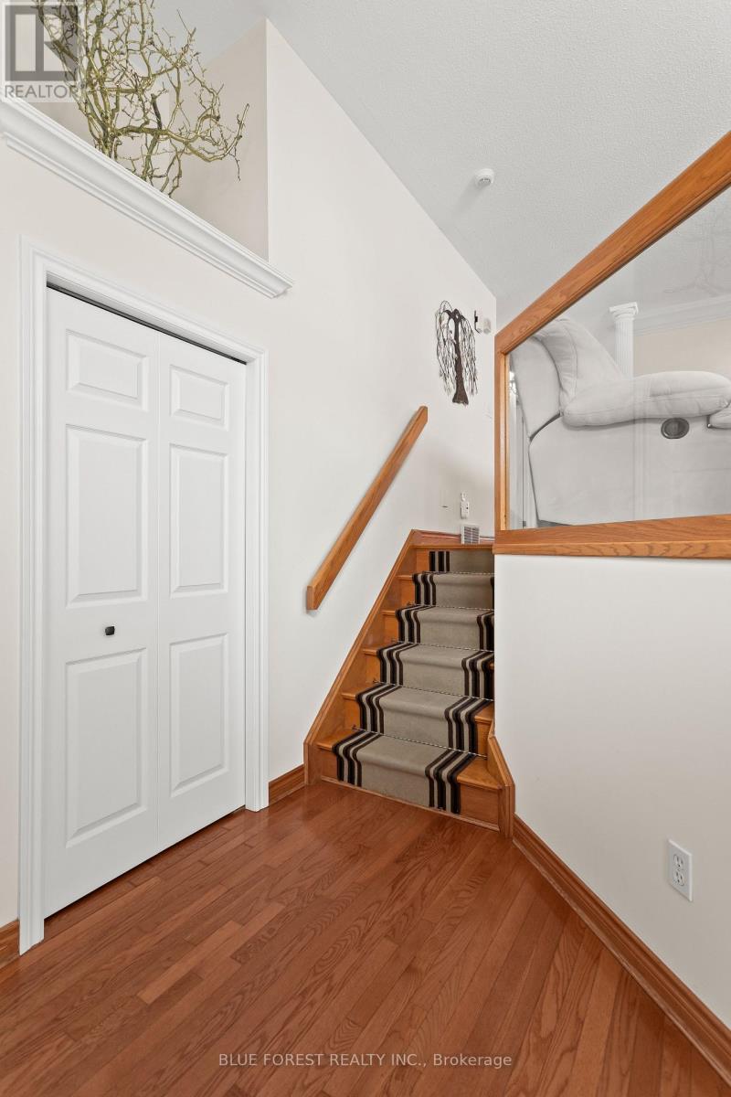 632 THORNWOOD DRIVE - 5