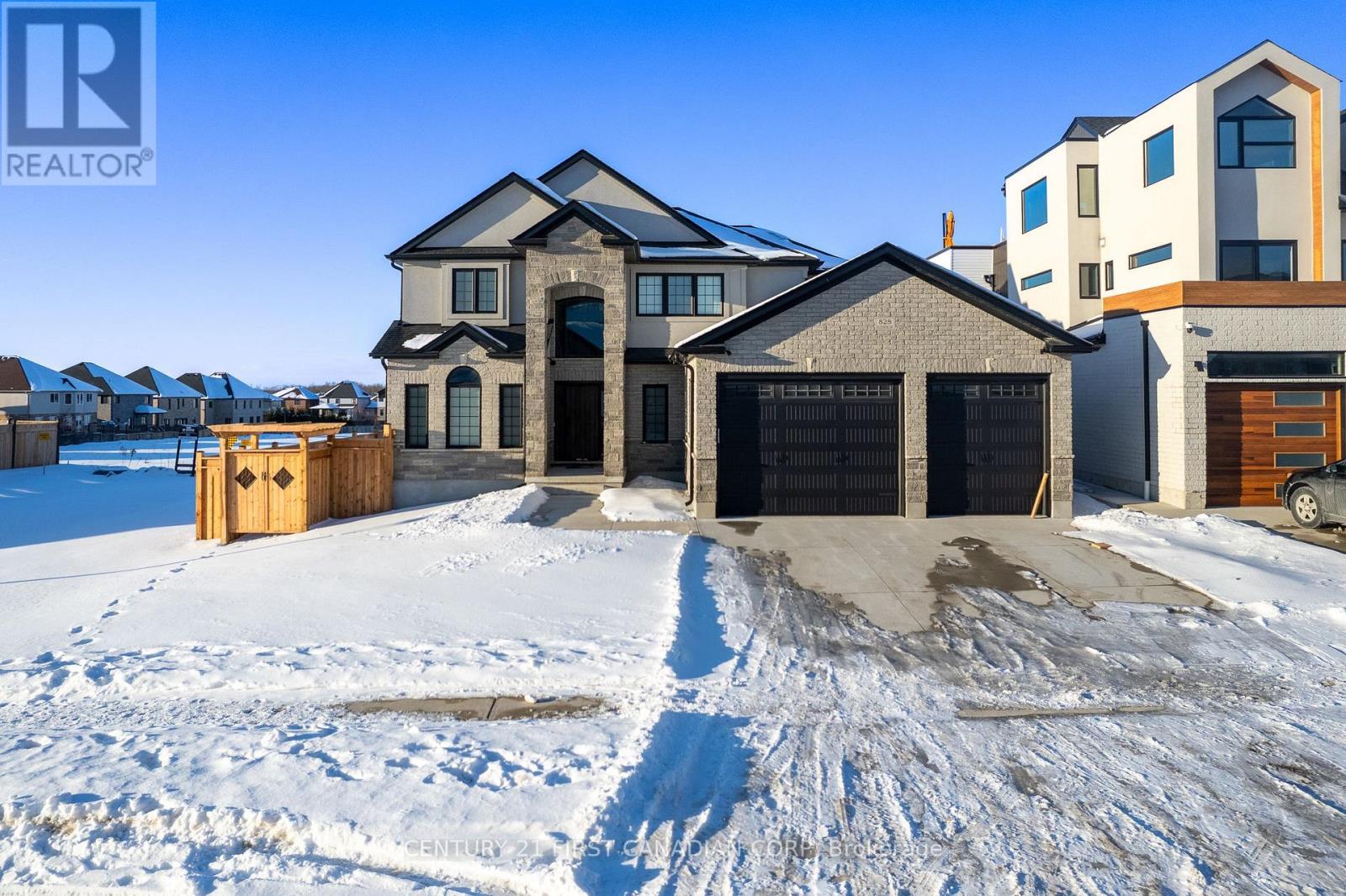 828 Kleinburg Unit Upper photo 2