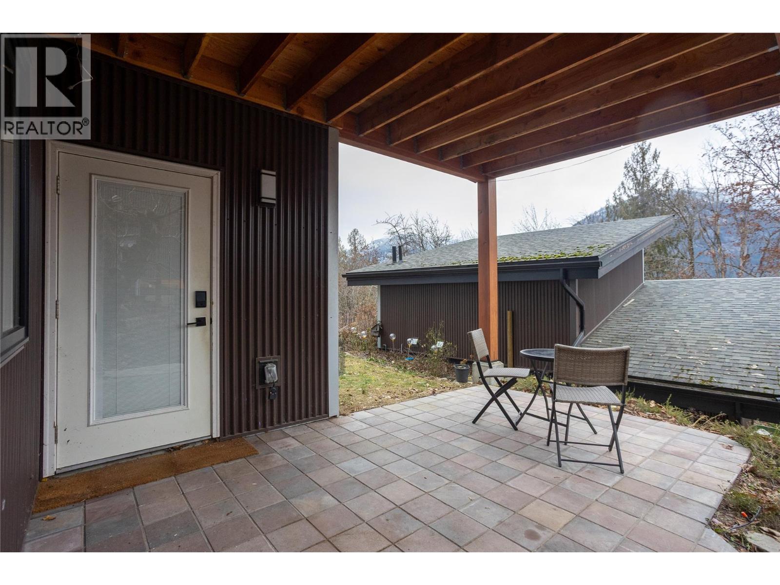 610 WASSON Street, Nelson