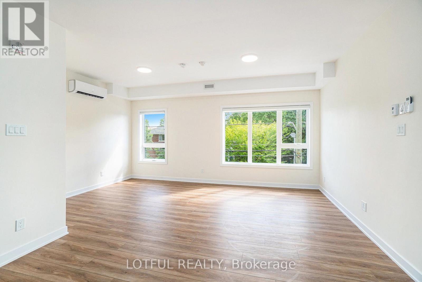 630 Churchill Unit 201 photo 5