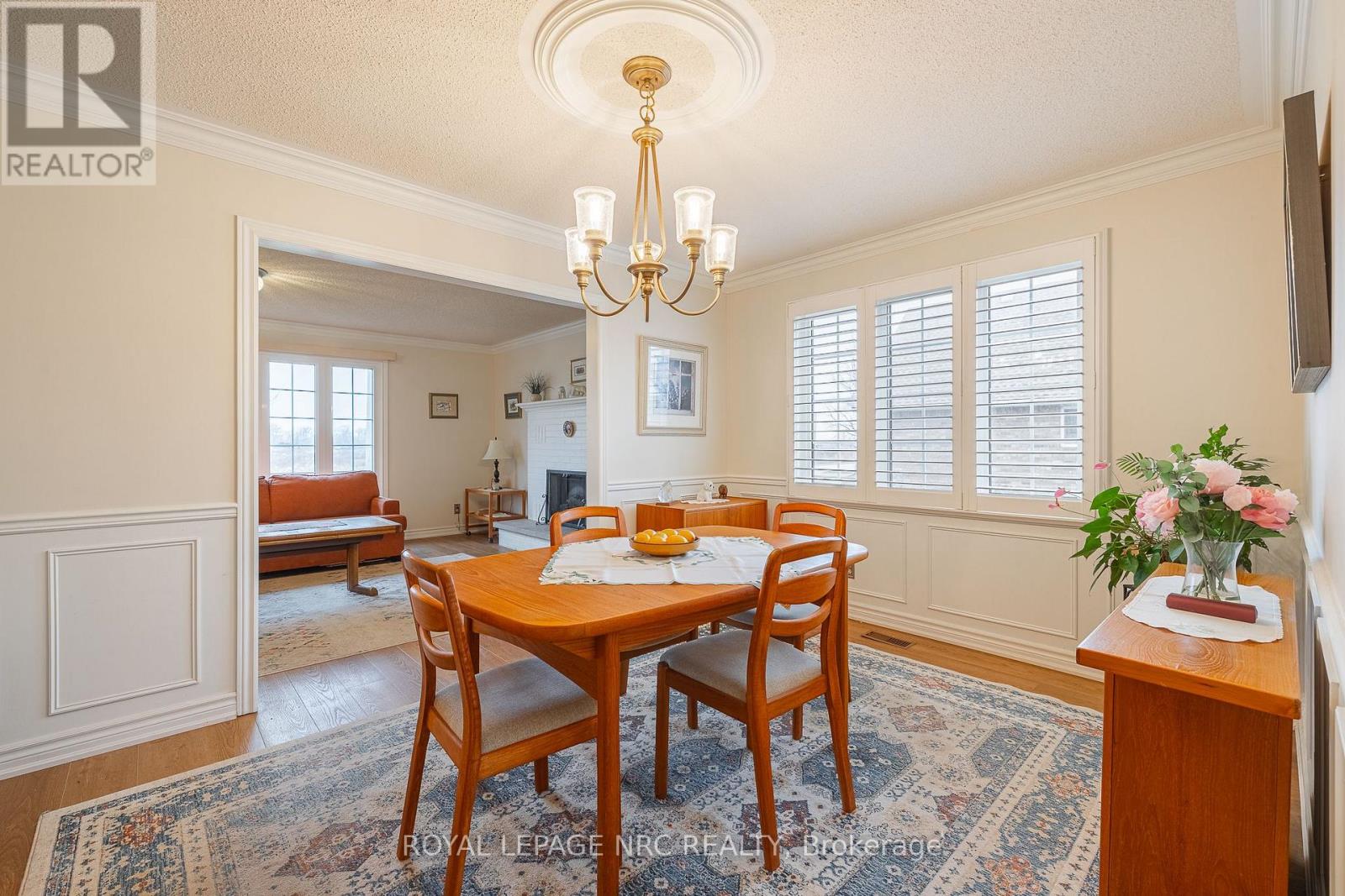 #3 2720 MEWBURN ROAD - 14