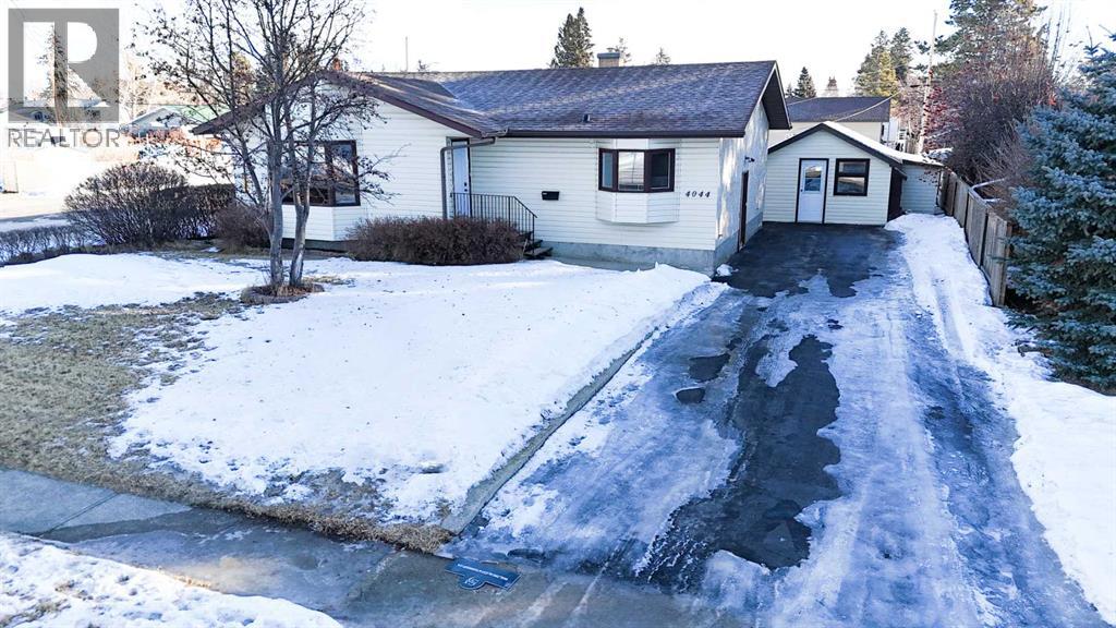 4044 50 Avenue, Innisfail