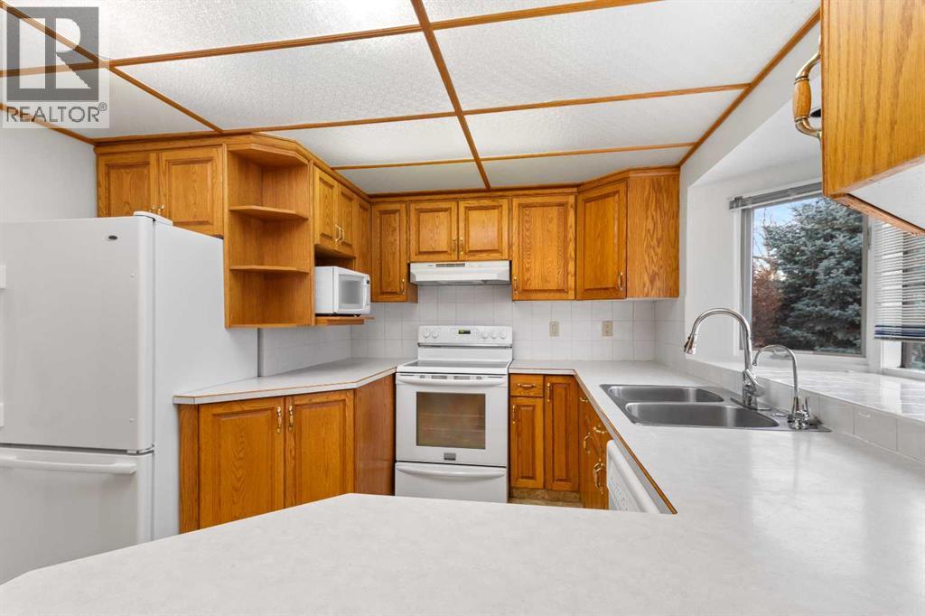 4044 50 Avenue, Innisfail