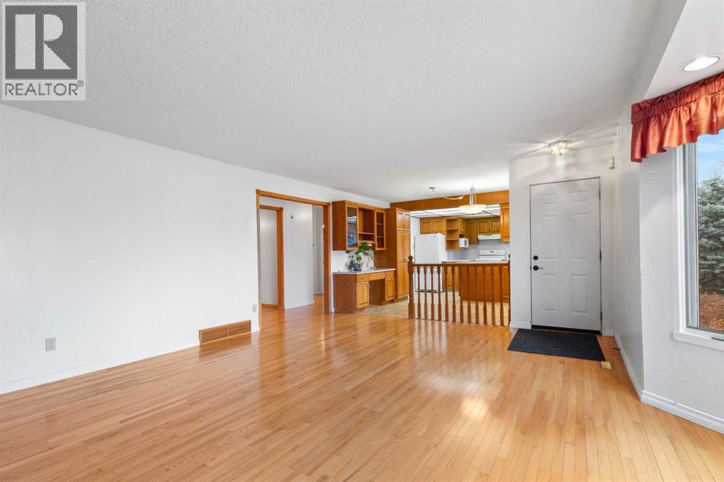 4044 50 Avenue, Innisfail