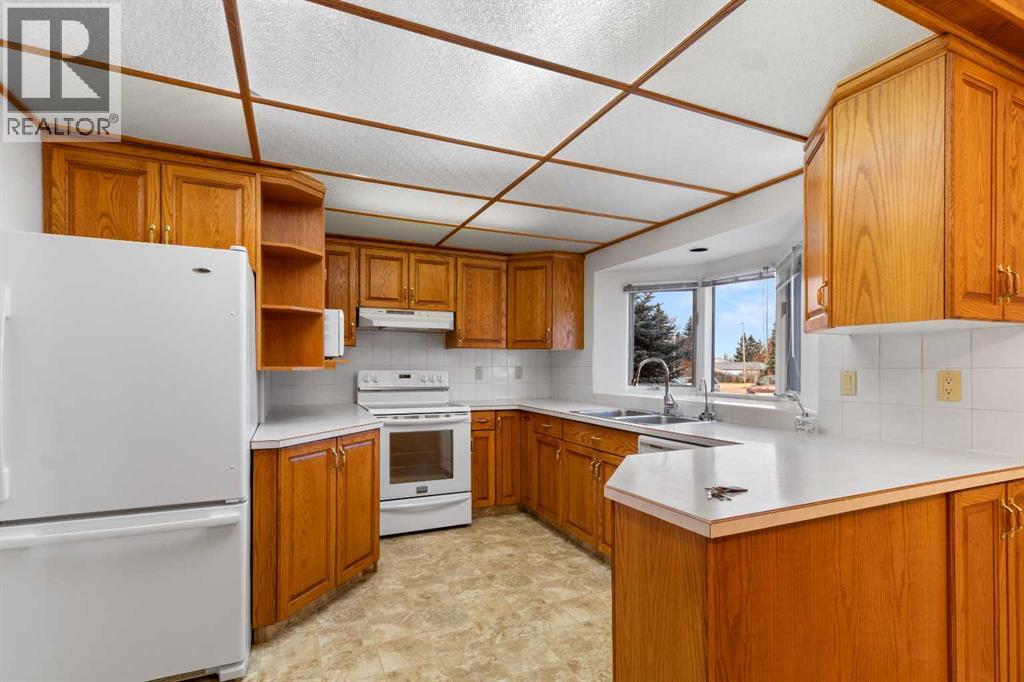 4044 50 Avenue, Innisfail