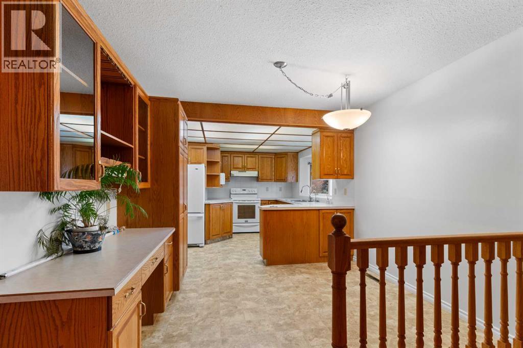 4044 50 Avenue, Innisfail