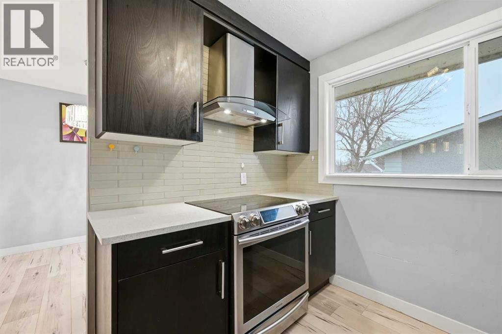 Single Family House Bungalow for Sale in  Foritana Road SE Forest Heights Calgary 