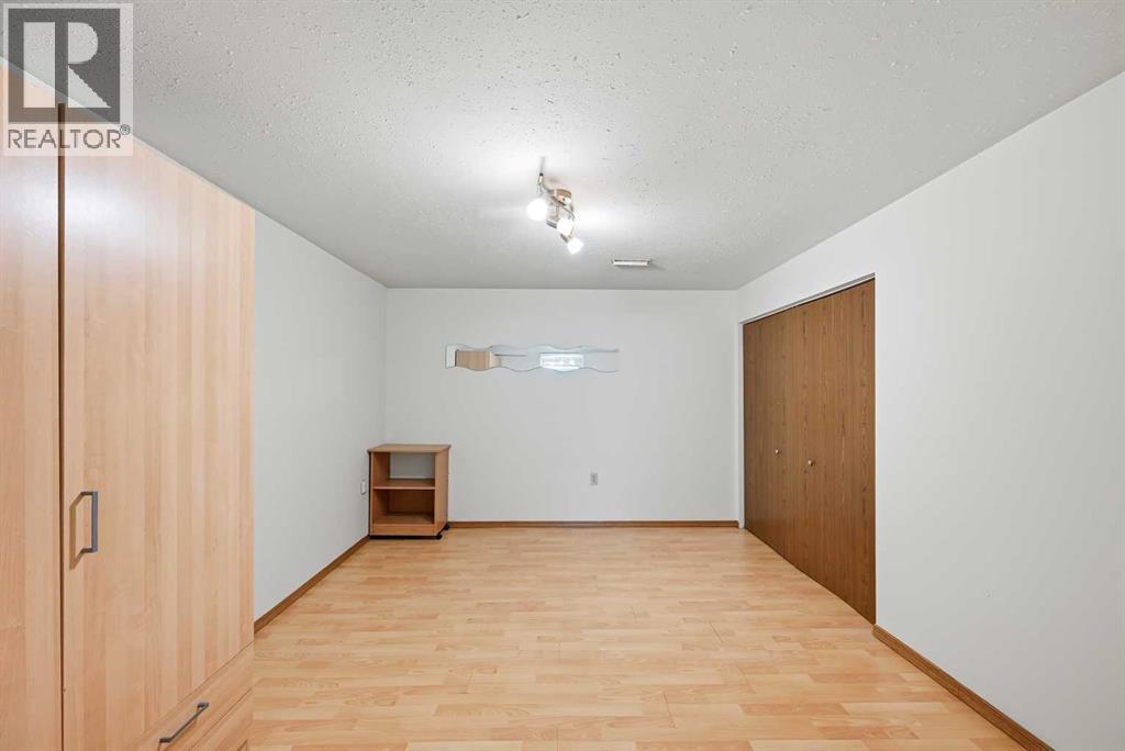 Single Family House Bungalow for Sale in  Foritana Road SE Forest Heights Calgary 