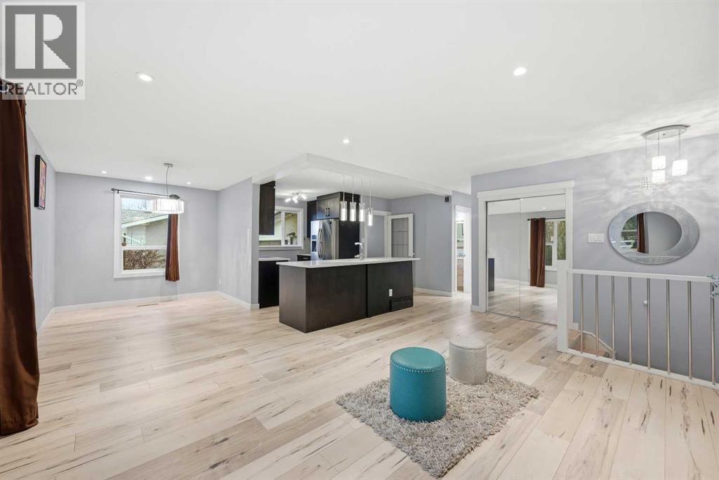 Single Family House Bungalow for Sale in  Foritana Road SE Forest Heights Calgary 