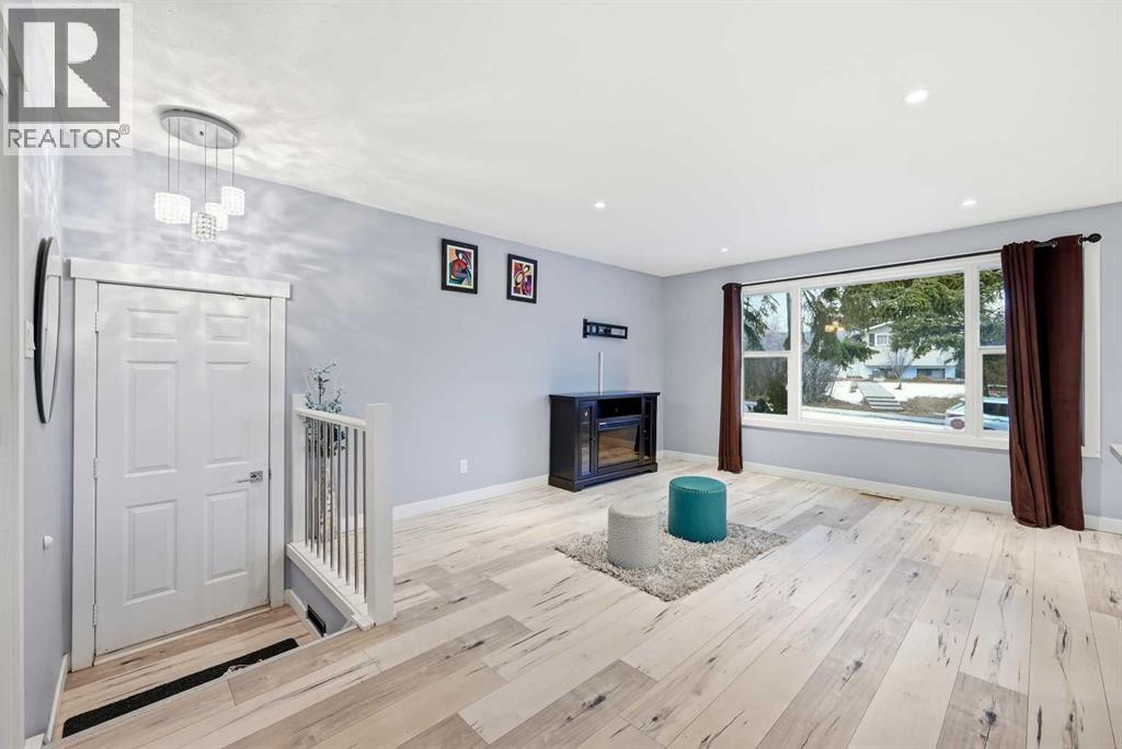 Single Family House Bungalow for Sale in  Foritana Road SE Forest Heights Calgary 