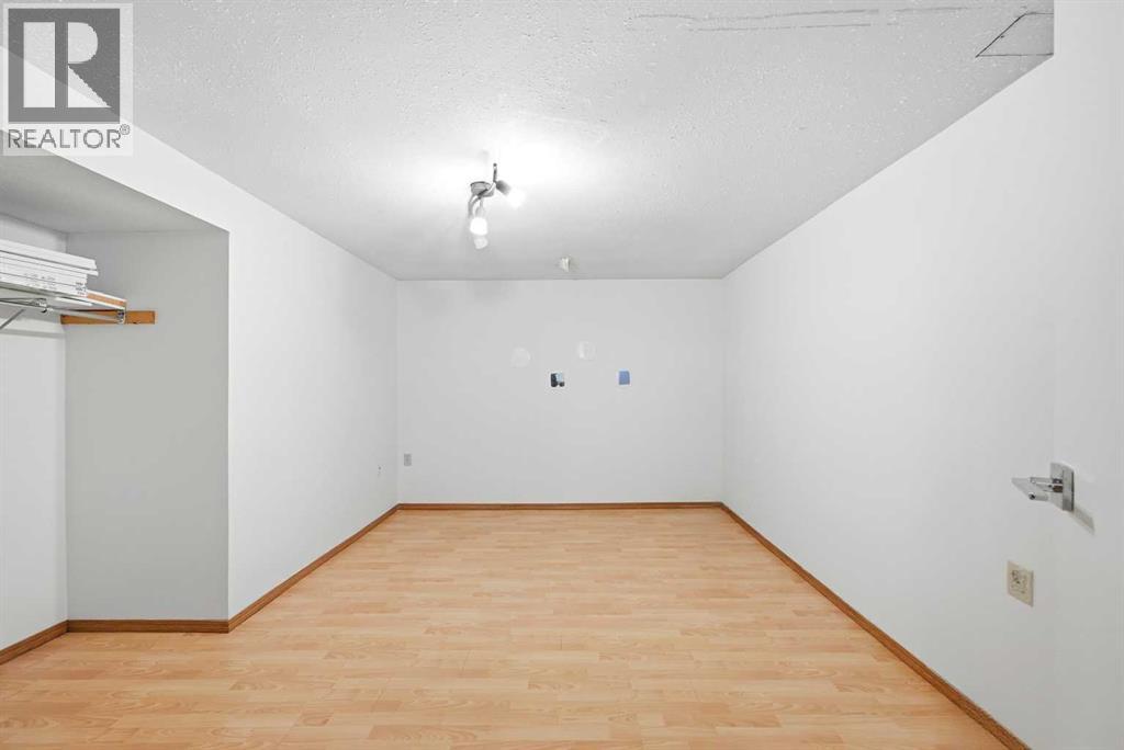 Single Family House Bungalow for Sale in  Foritana Road SE Forest Heights Calgary 