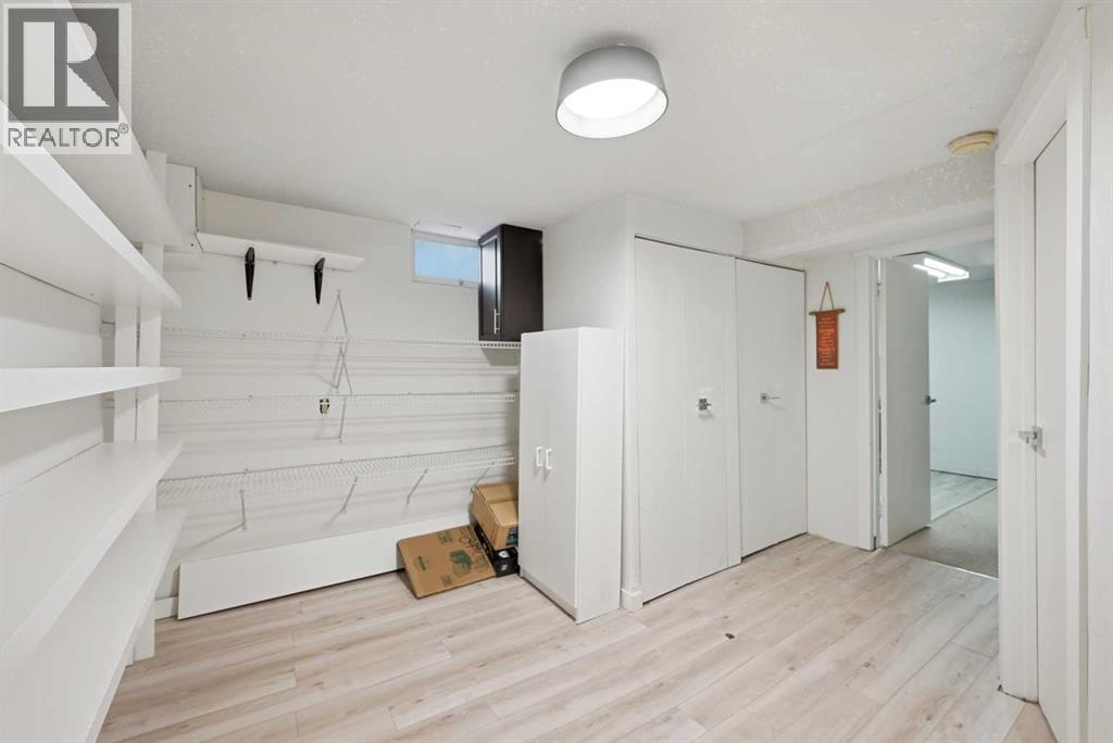 Single Family House Bungalow for Sale in  Foritana Road SE Forest Heights Calgary 