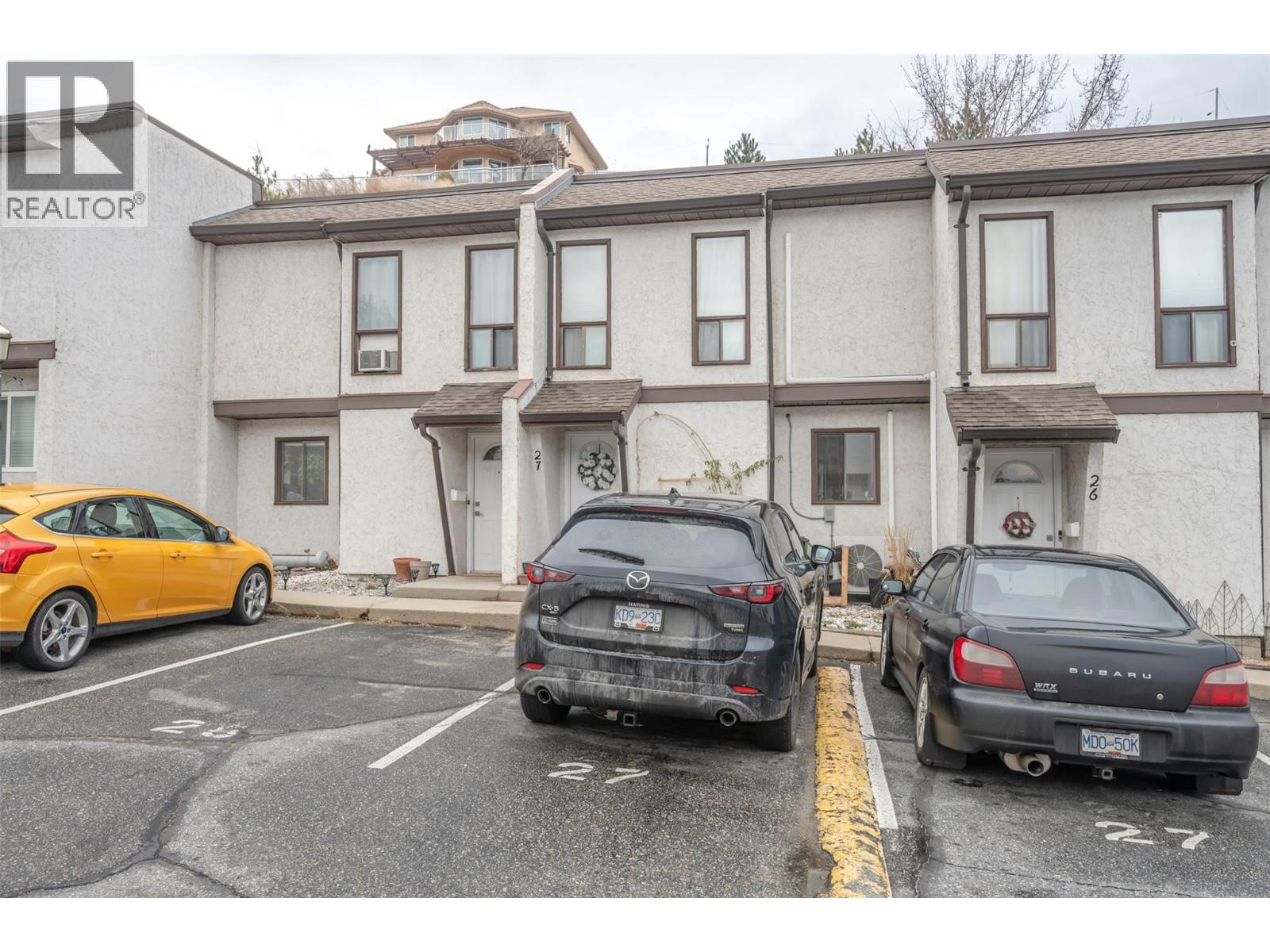 #27 80 Green Avenue E - 10
