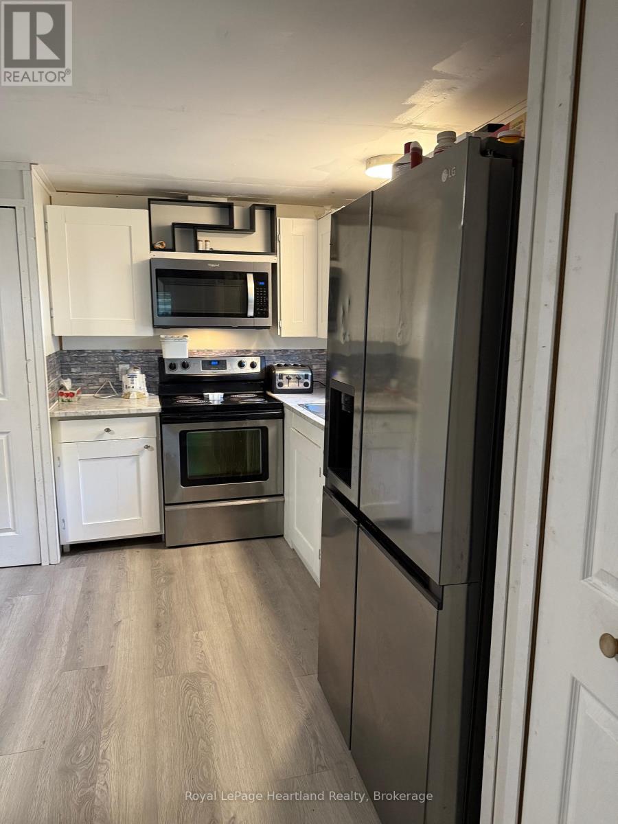 75049 HENSALL ROAD - Photo 4 of 19, Huron East (Tuckersmith), Ontario