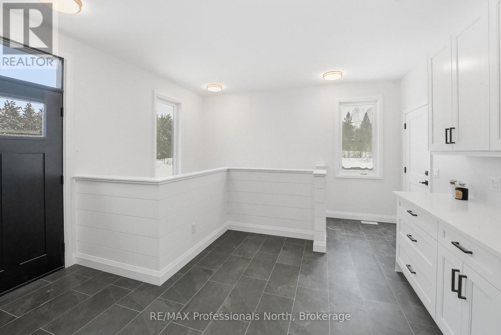 1058 PIPER GLEN ROAD — photo 29