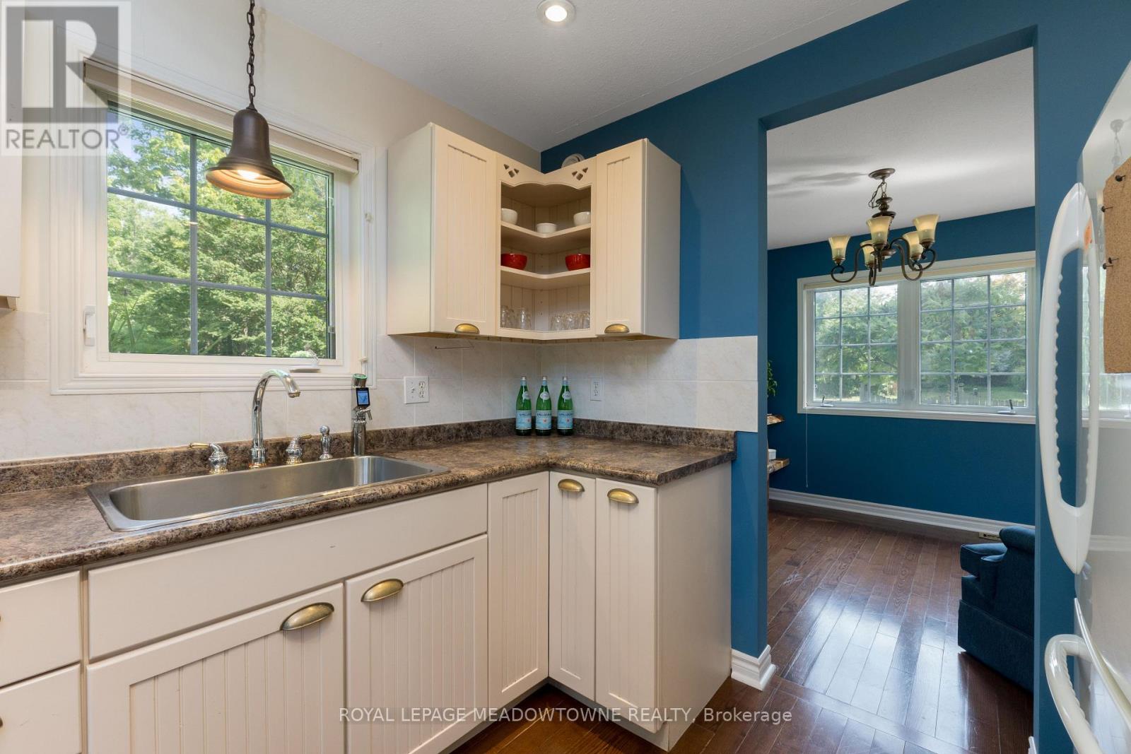 1936 TINY BEACHES ROAD S - 11