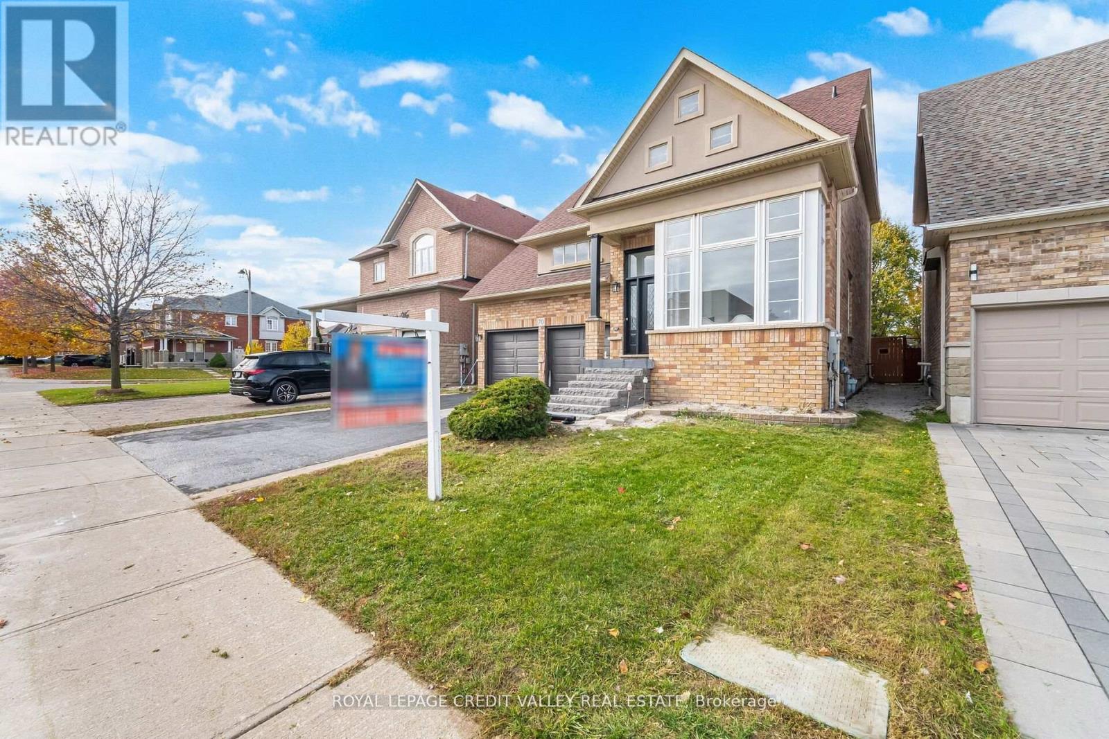 70 BLUE DIAMOND DRIVE - Photo 2 of 50, Brampton (Bramalea North Industrial), Ontario