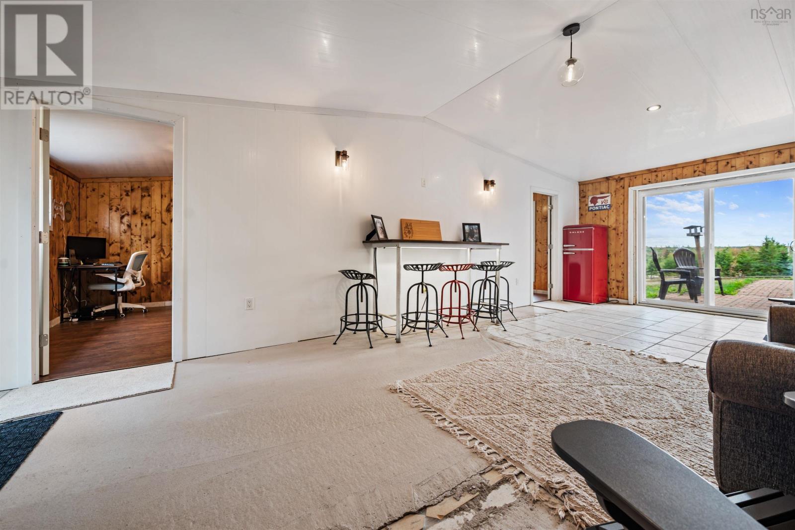 Property 35 of 49 of 1215 Hansford Road