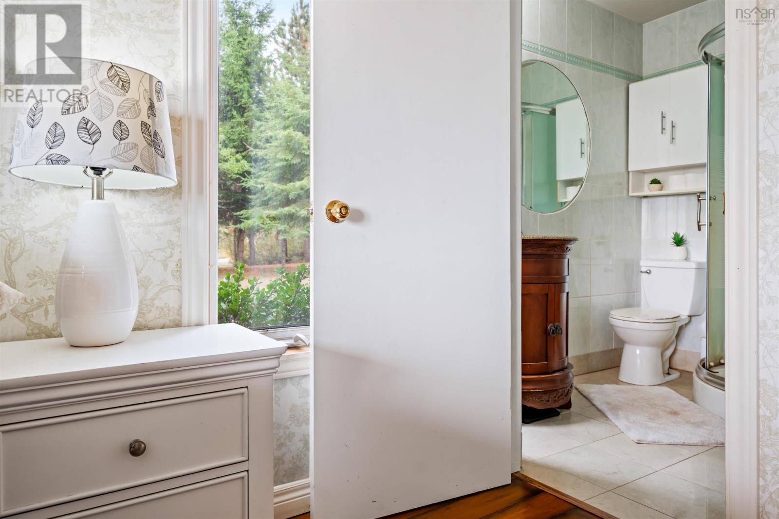 Property 24 of 49 of 1215 Hansford Road