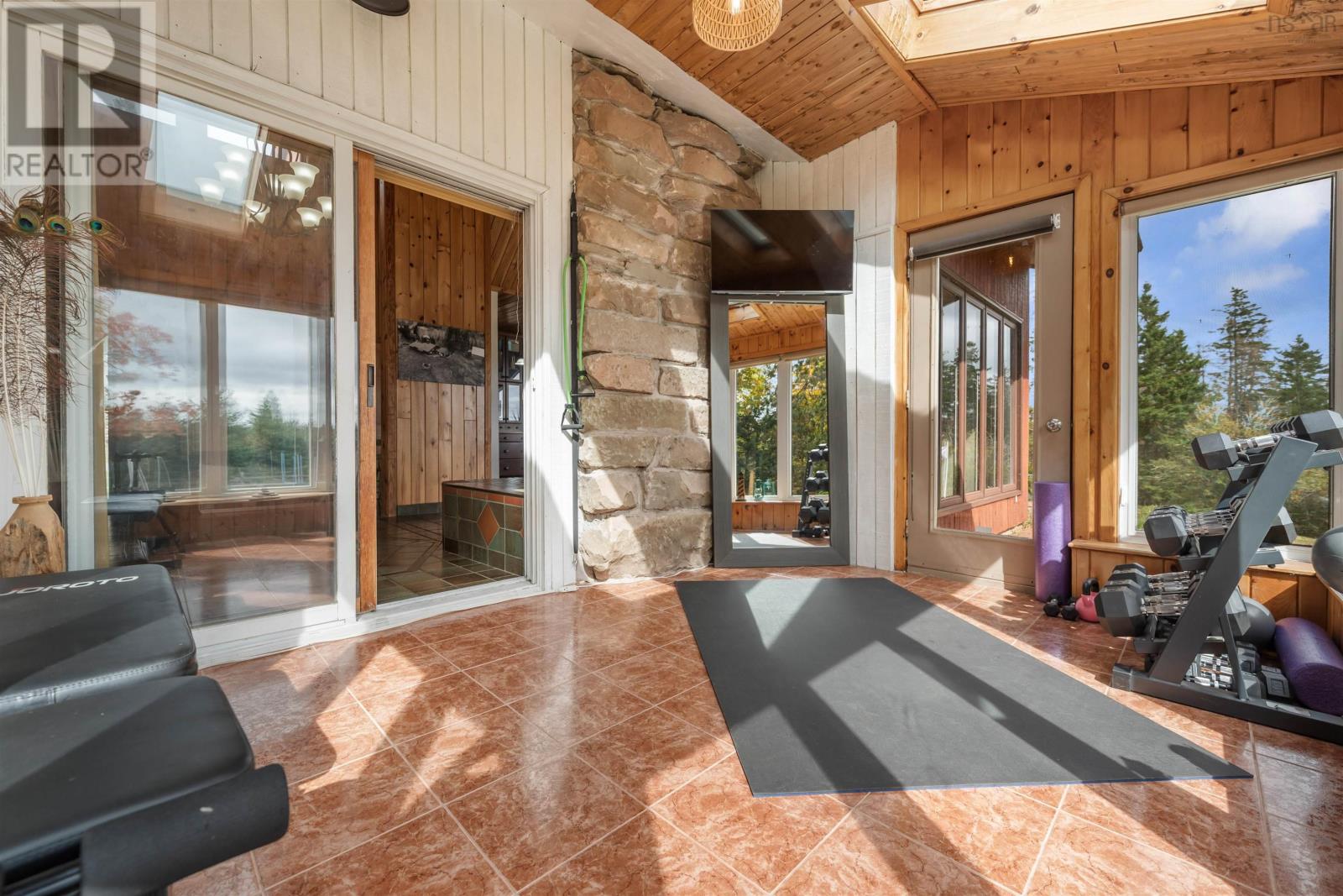 Property 9 of 49 of 1215 Hansford Road