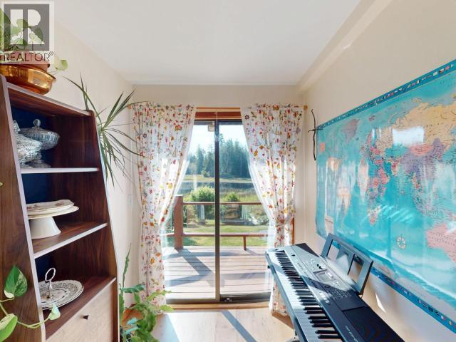 5062 SPRAGGE ROAD, Texada Island