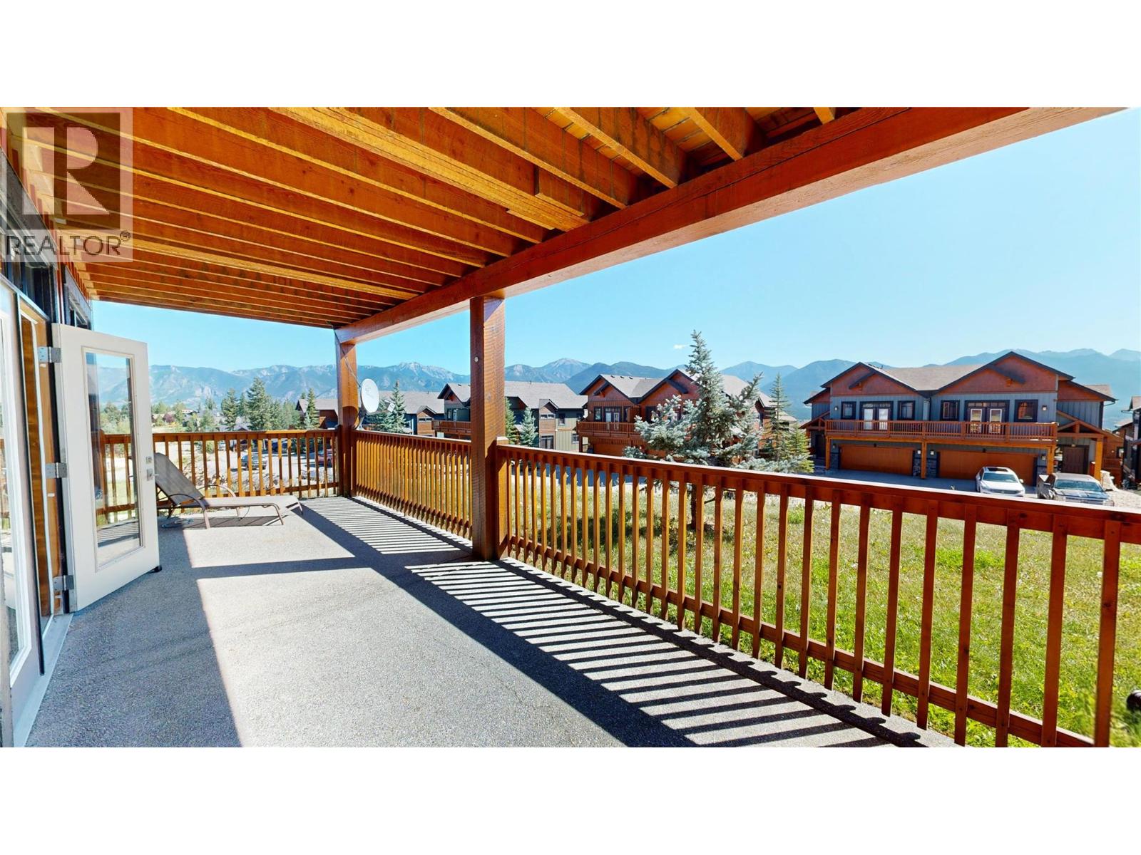 33 2598 MOUNTAINVIEW Crescent, Invermere