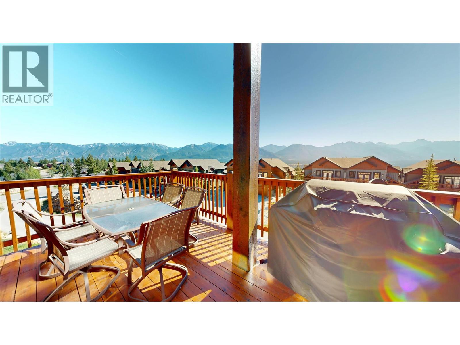 33 2598 MOUNTAINVIEW Crescent, Invermere