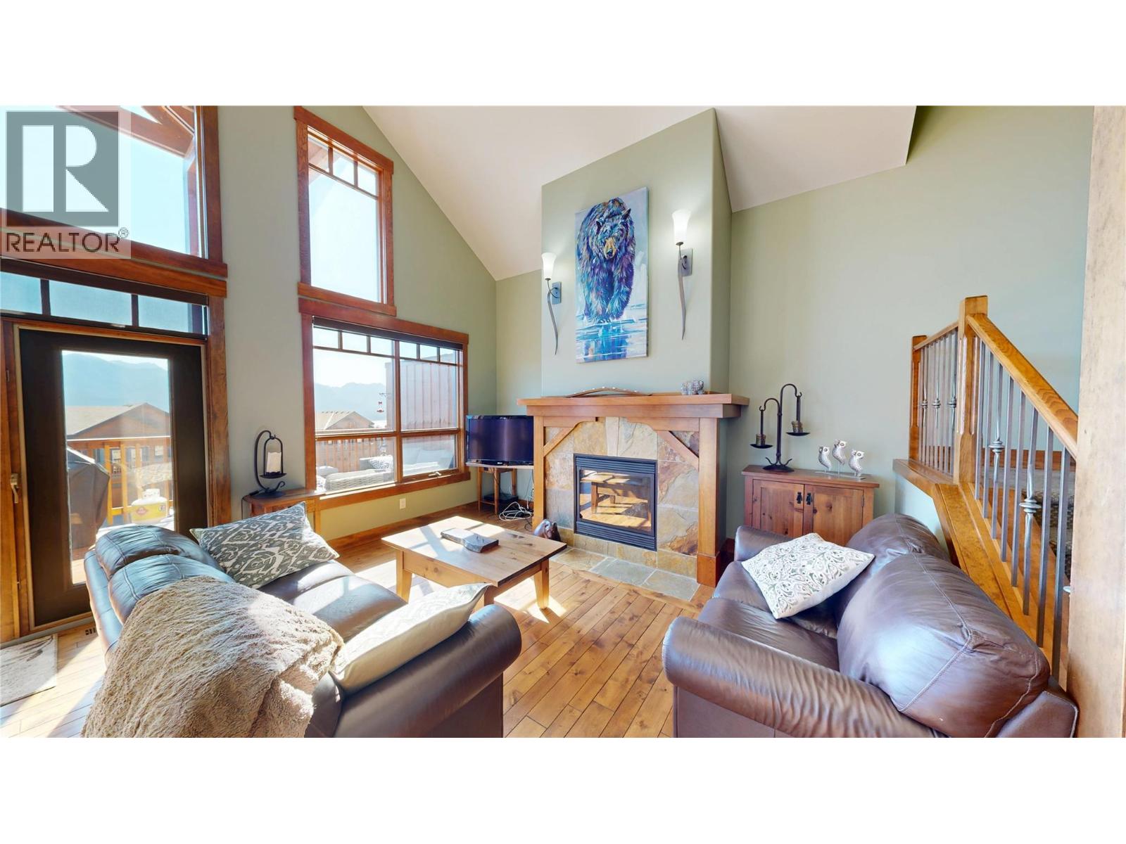 33 2598 MOUNTAINVIEW Crescent, Invermere