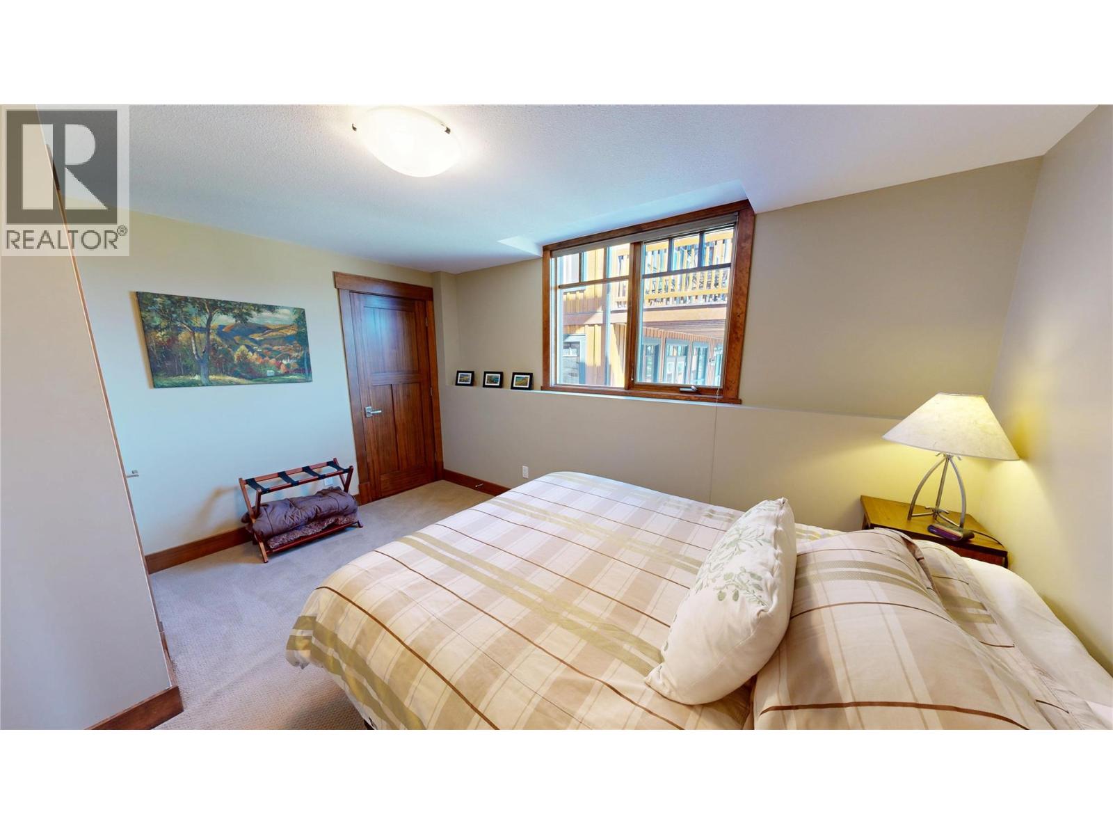 33 2598 MOUNTAINVIEW Crescent, Invermere