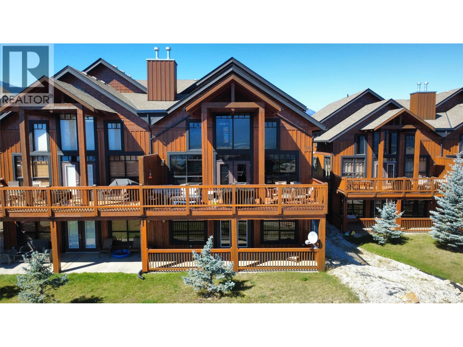 33 2598 MOUNTAINVIEW Crescent, Invermere