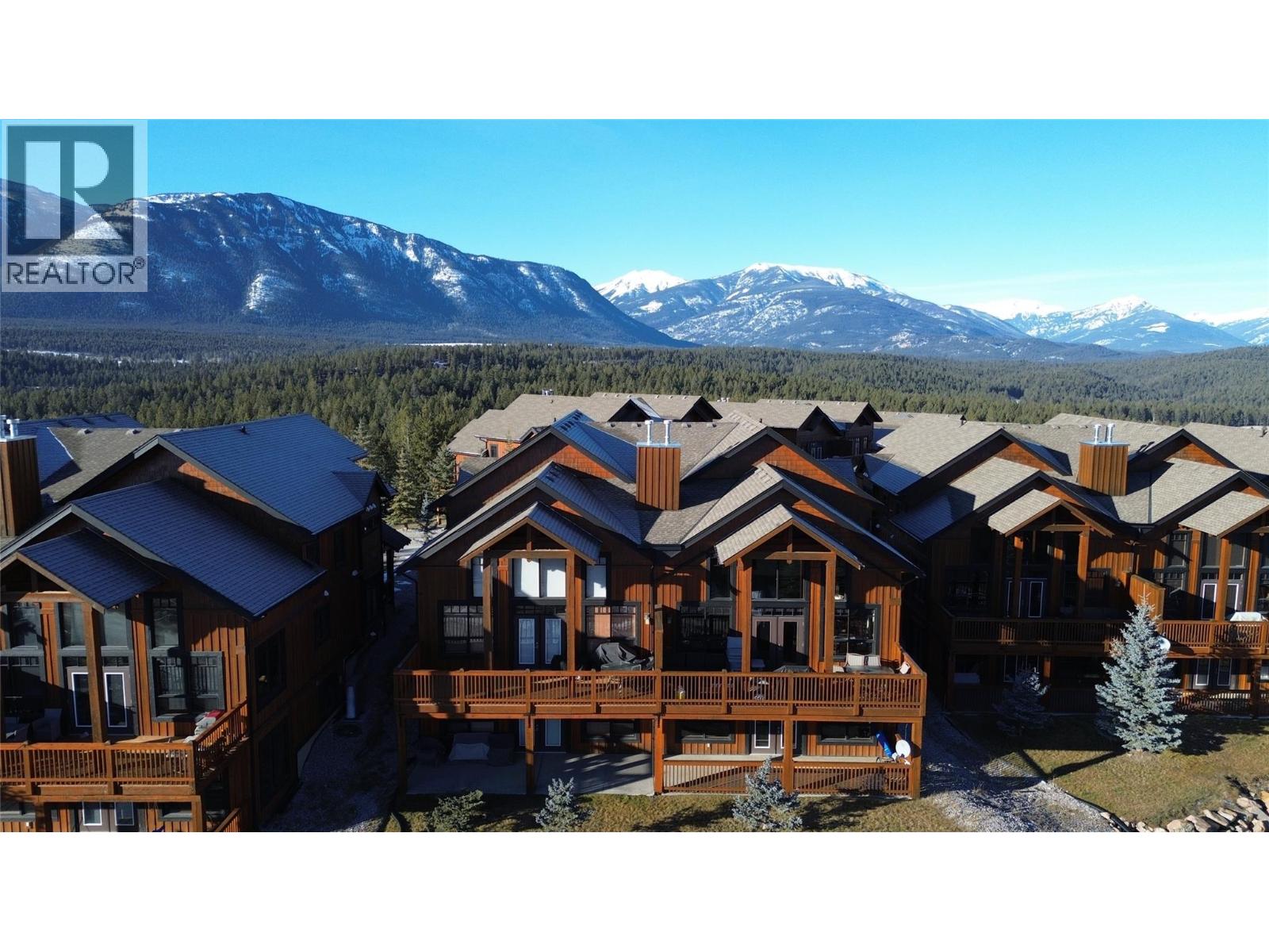 33 2598 MOUNTAINVIEW Crescent, Invermere