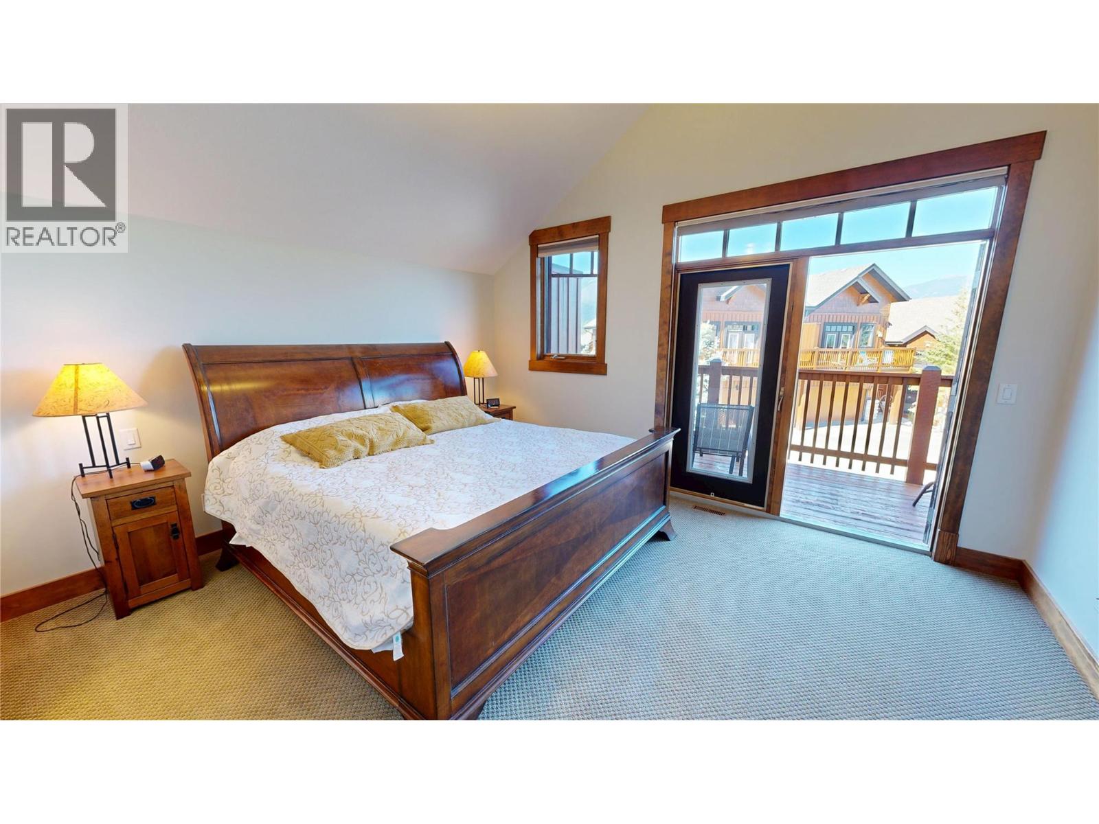 33 2598 MOUNTAINVIEW Crescent, Invermere