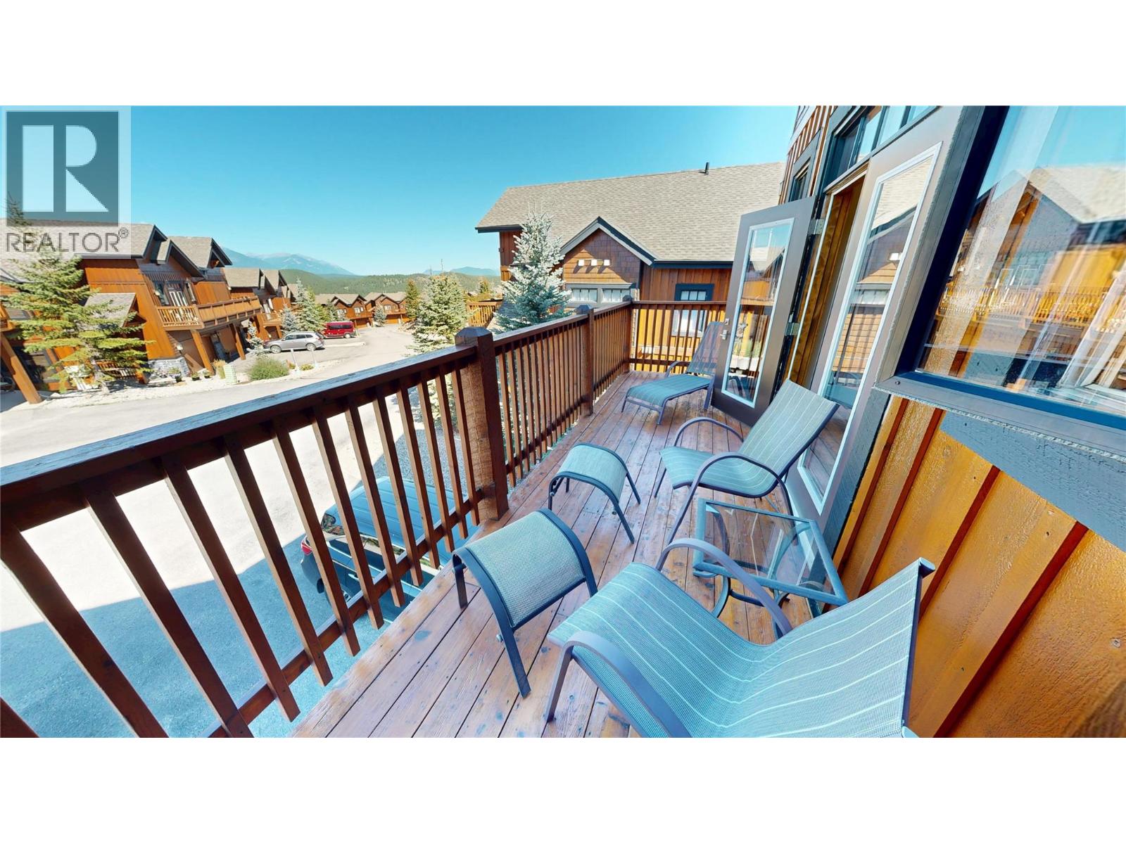 33 2598 MOUNTAINVIEW Crescent, Invermere