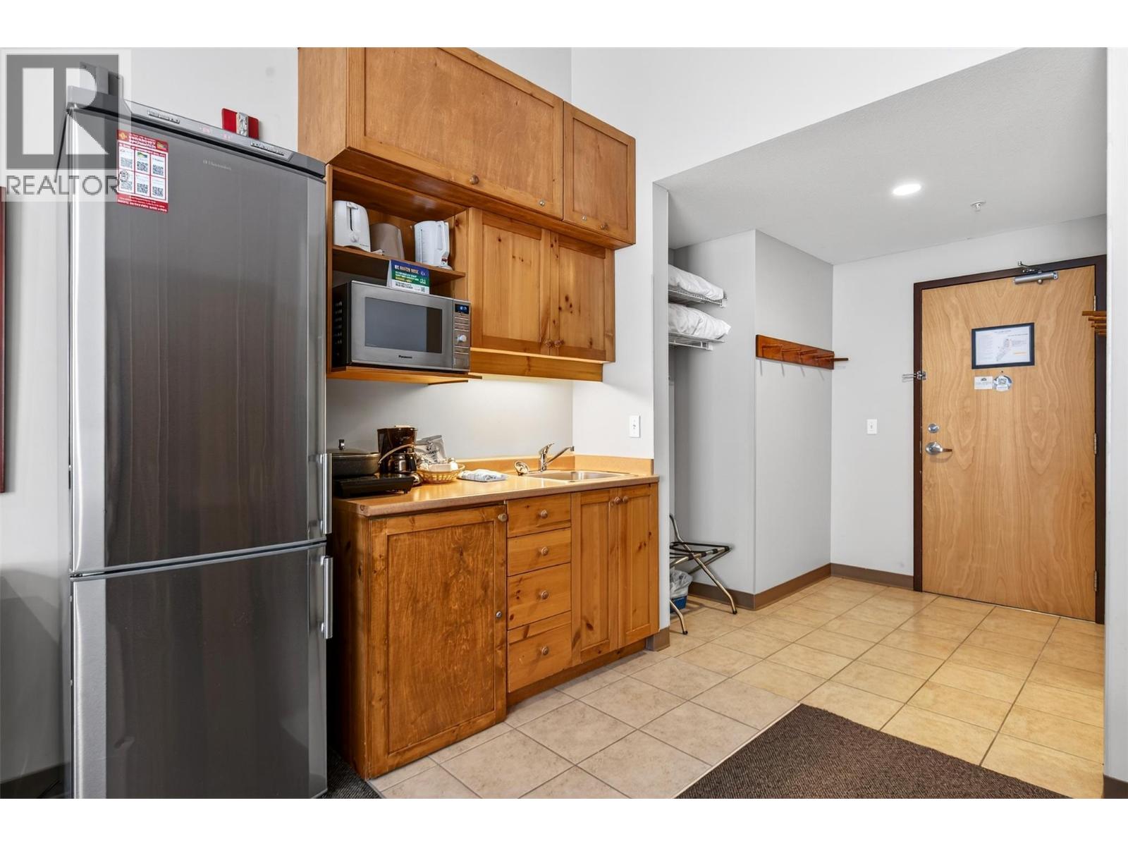  127 5340 Big White Road, Big White