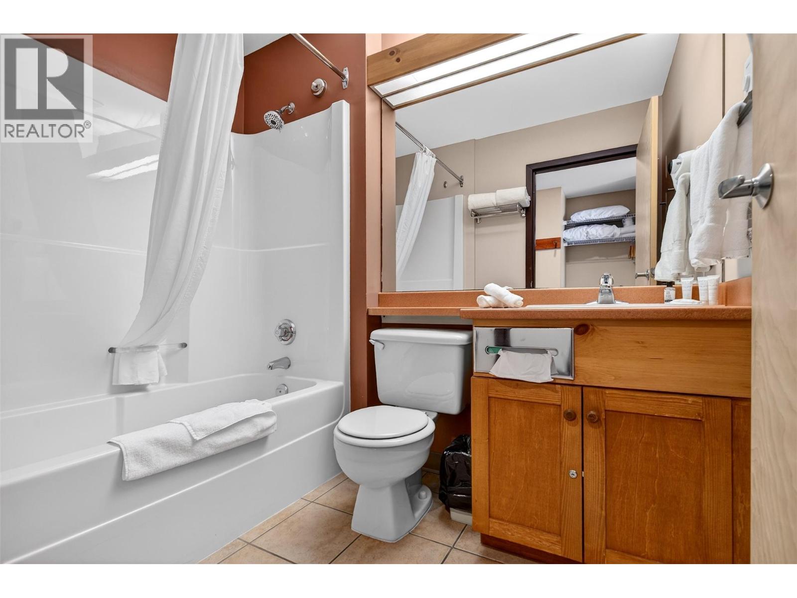  127 5340 Big White Road, Big White