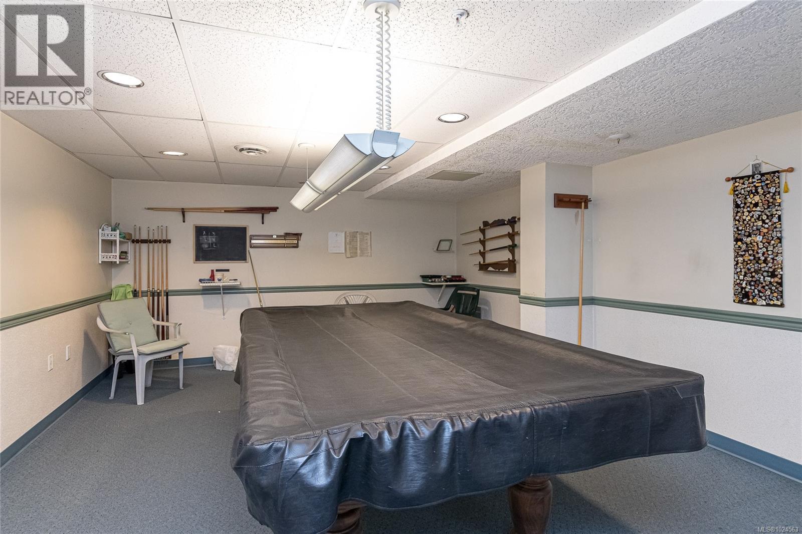 105 1521 Church Avenue, Saanich