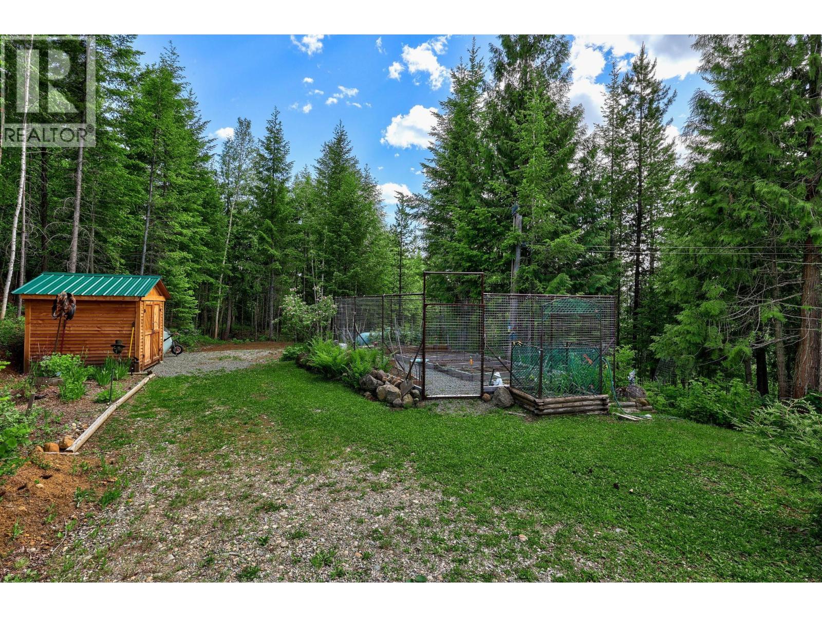 1249 CLEARWATER VALLEY Road - 44
