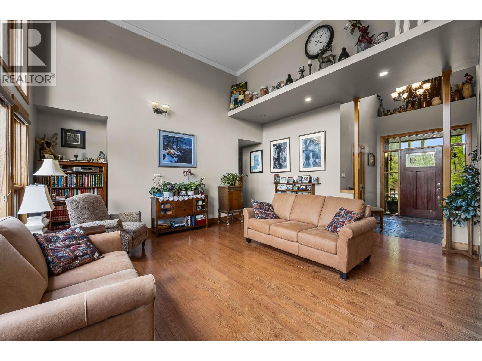 1249 CLEARWATER VALLEY Road - 8