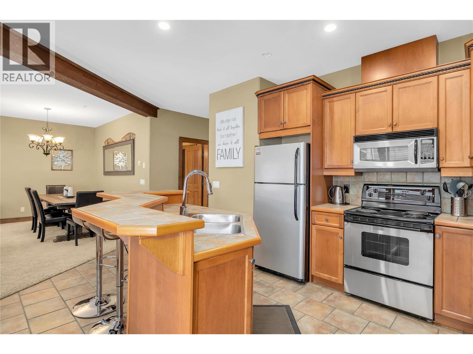 6B 5075 Snowbird Way, Big White