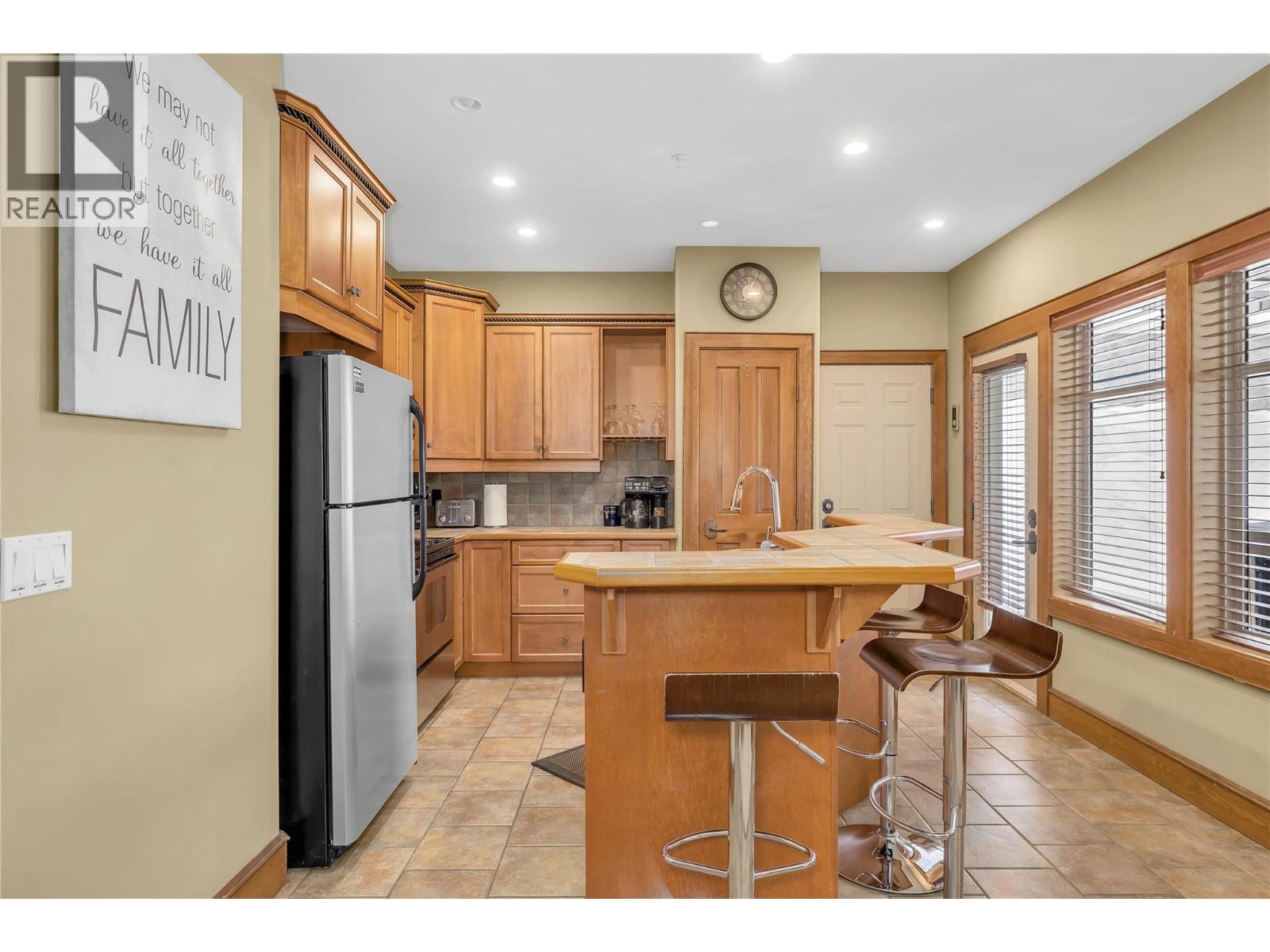 6B 5075 Snowbird Way, Big White