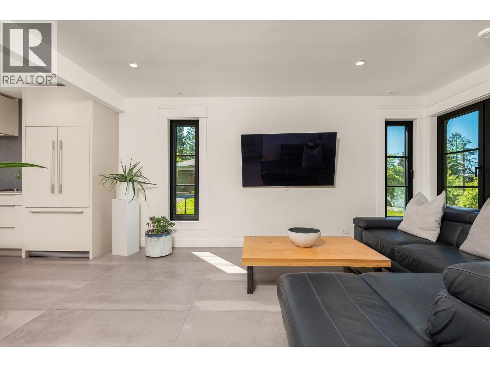 3403 20th Street - 10
