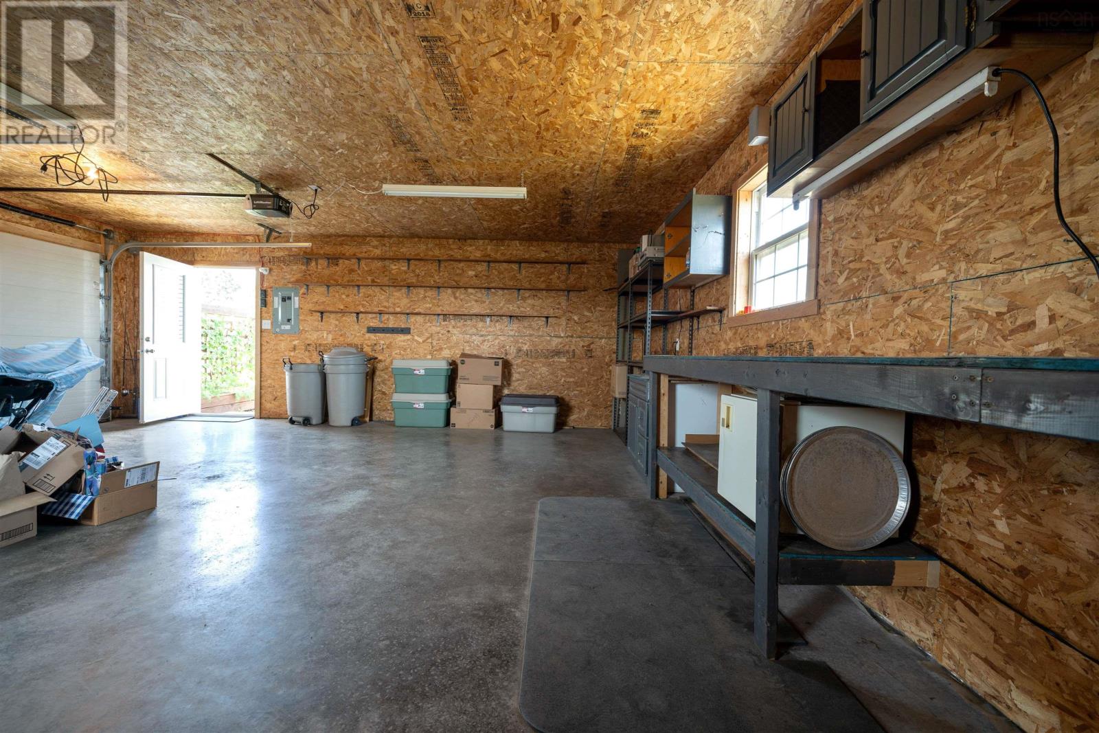 Property 39 of 49 of 946 Lake Egmont Road