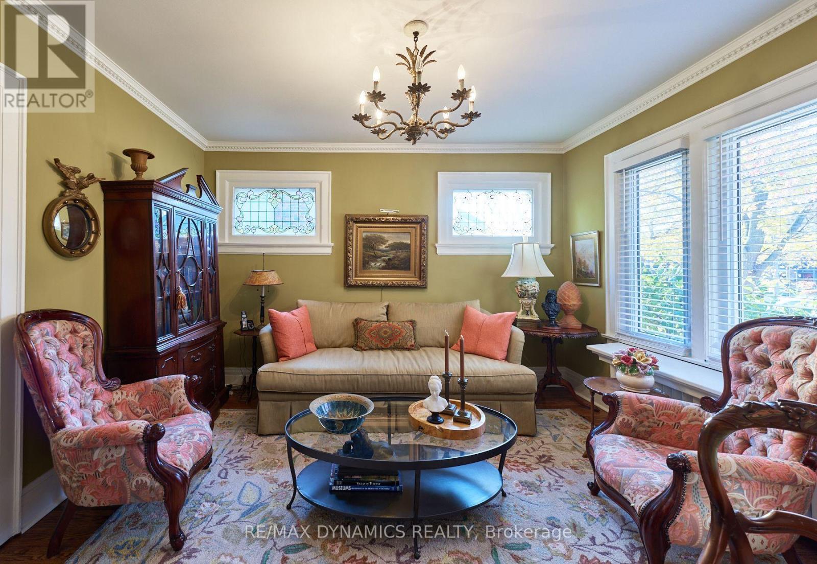 10 THAIRS AVENUE - 7