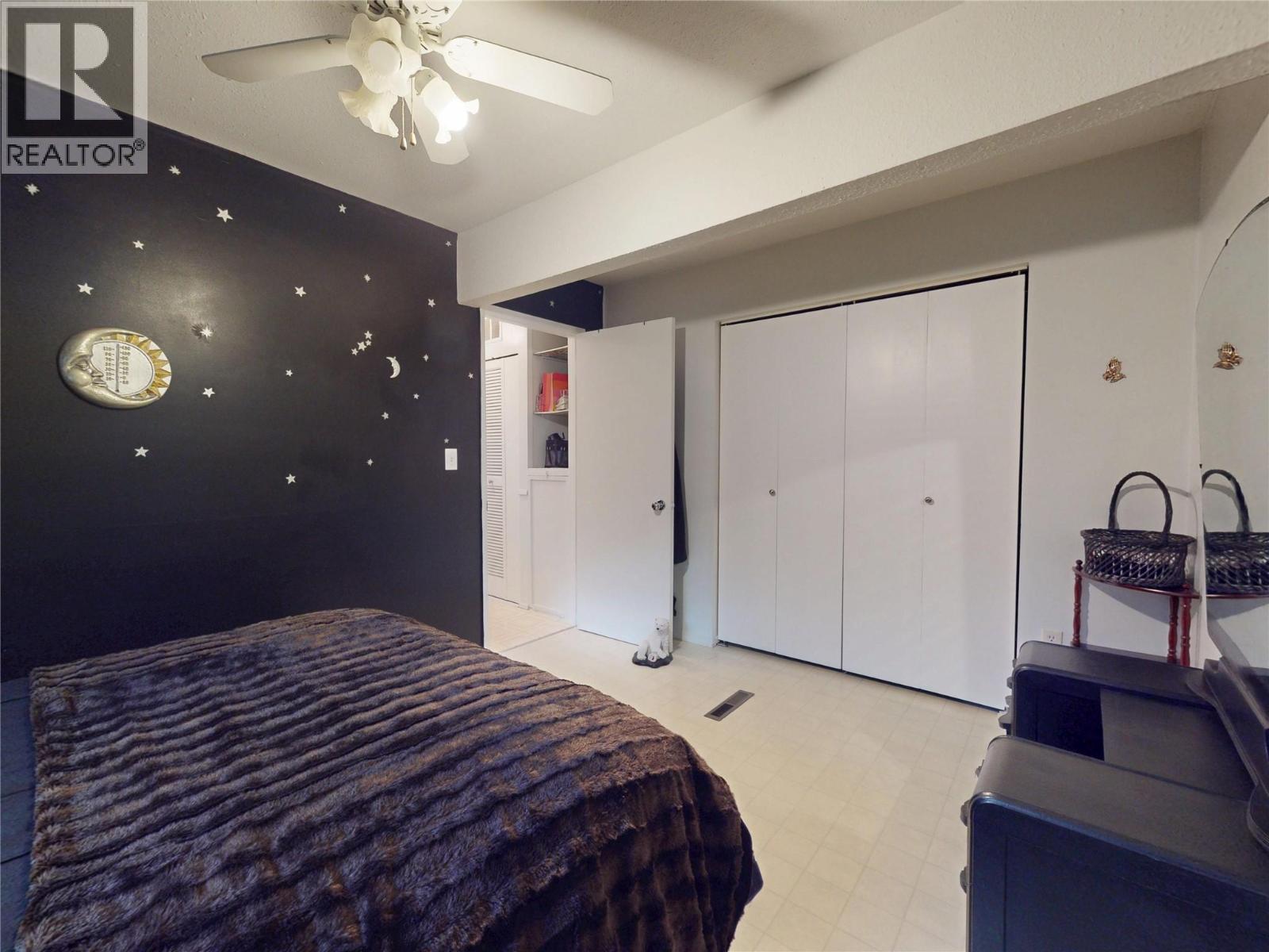 5186 Mackinnon Road, Peachland