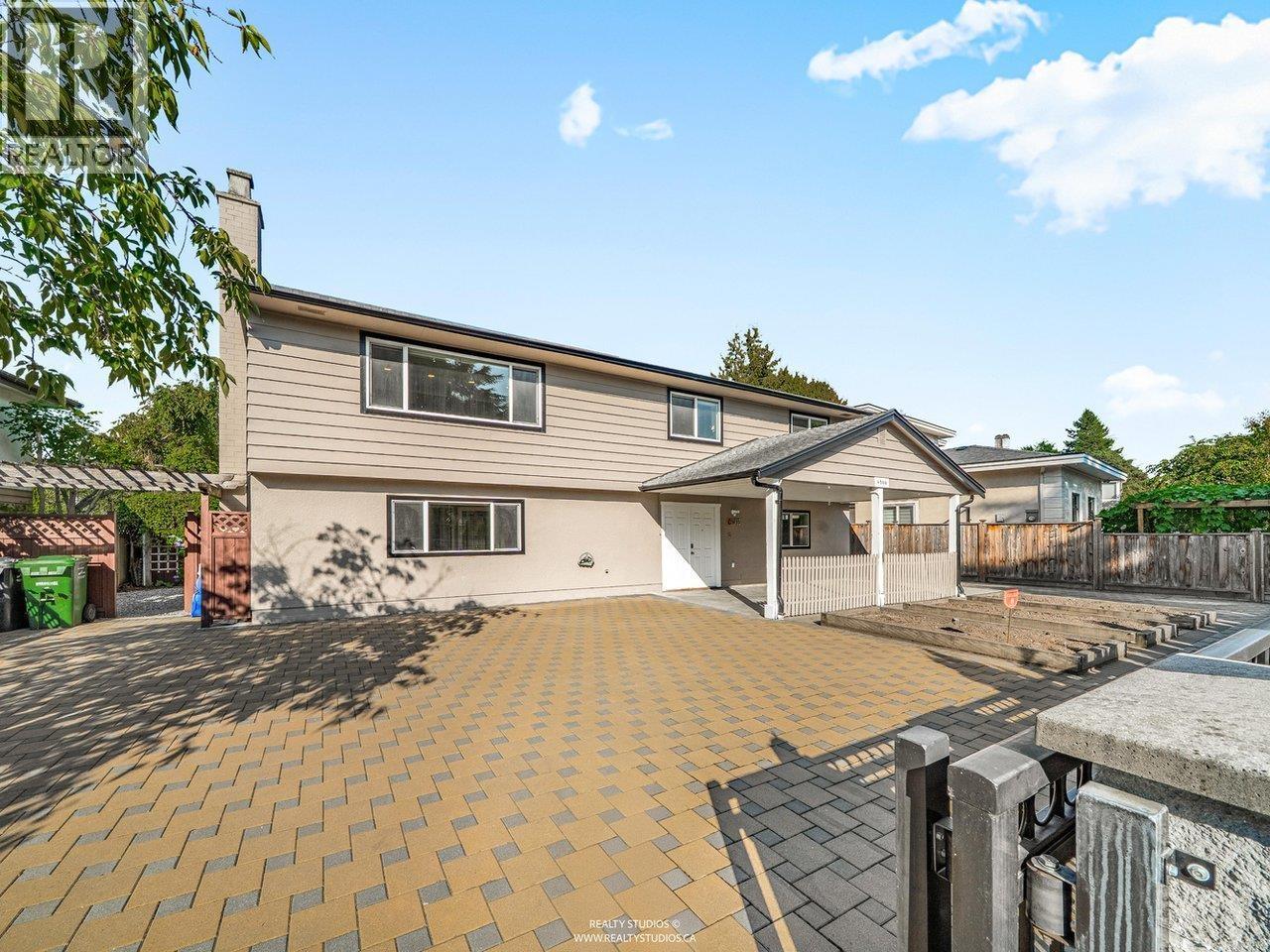 6500 AZURE ROAD - Photo 2 of 40, Richmond, British Columbia