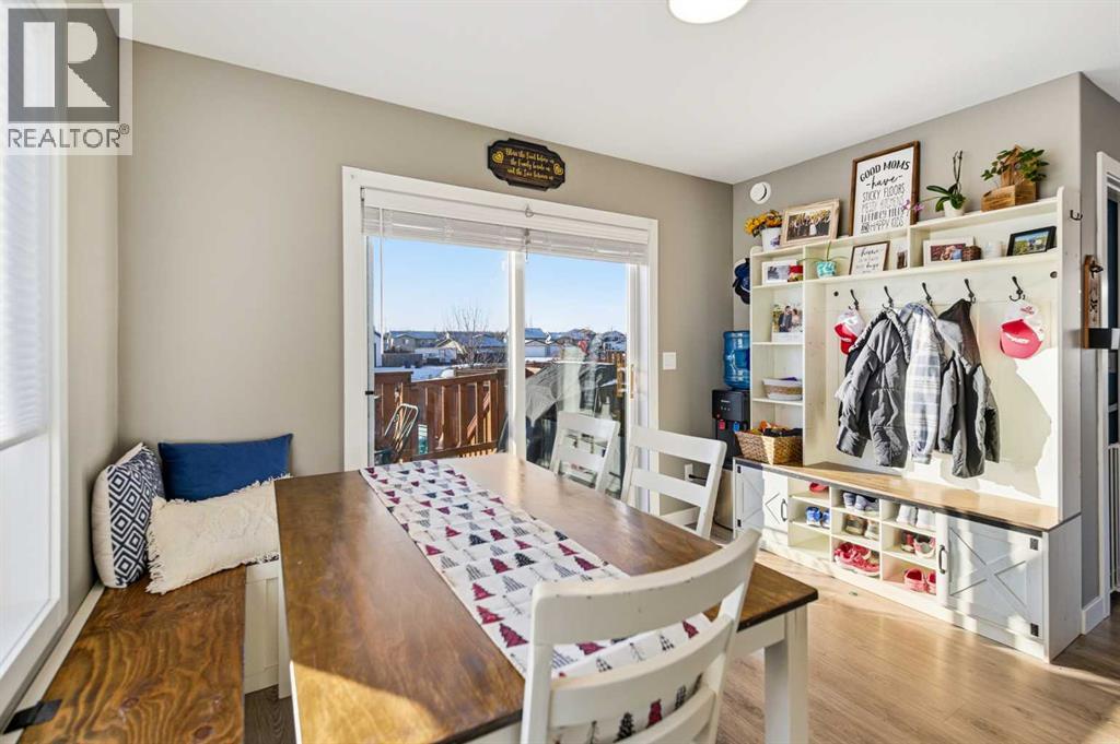 25 Hawthorn Place, Sylvan Lake