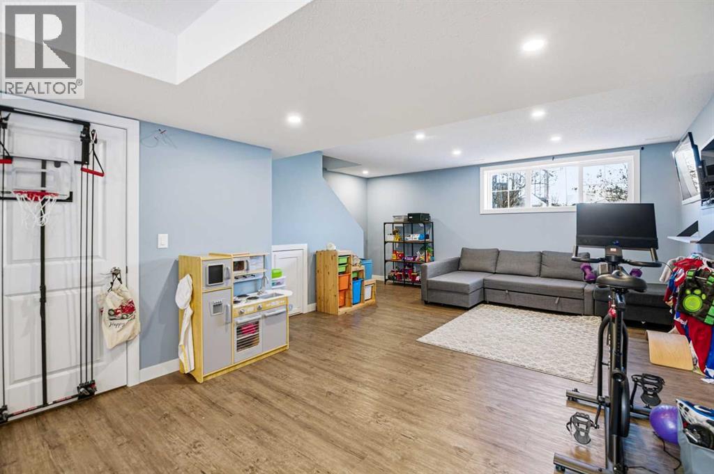 25 Hawthorn Place, Sylvan Lake