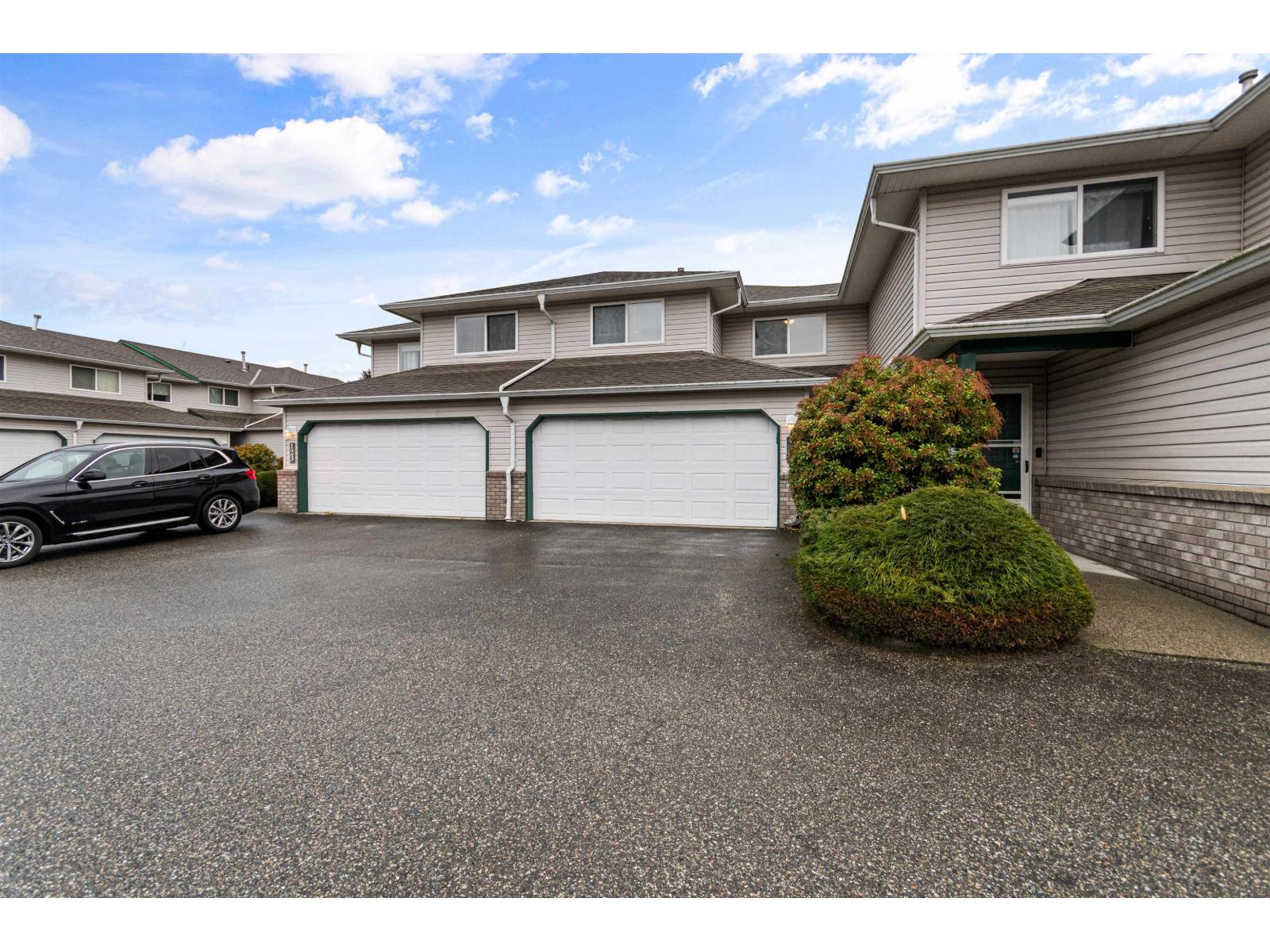 122 5765 VEDDER ROAD, Garrison Crossing, Chilliwack