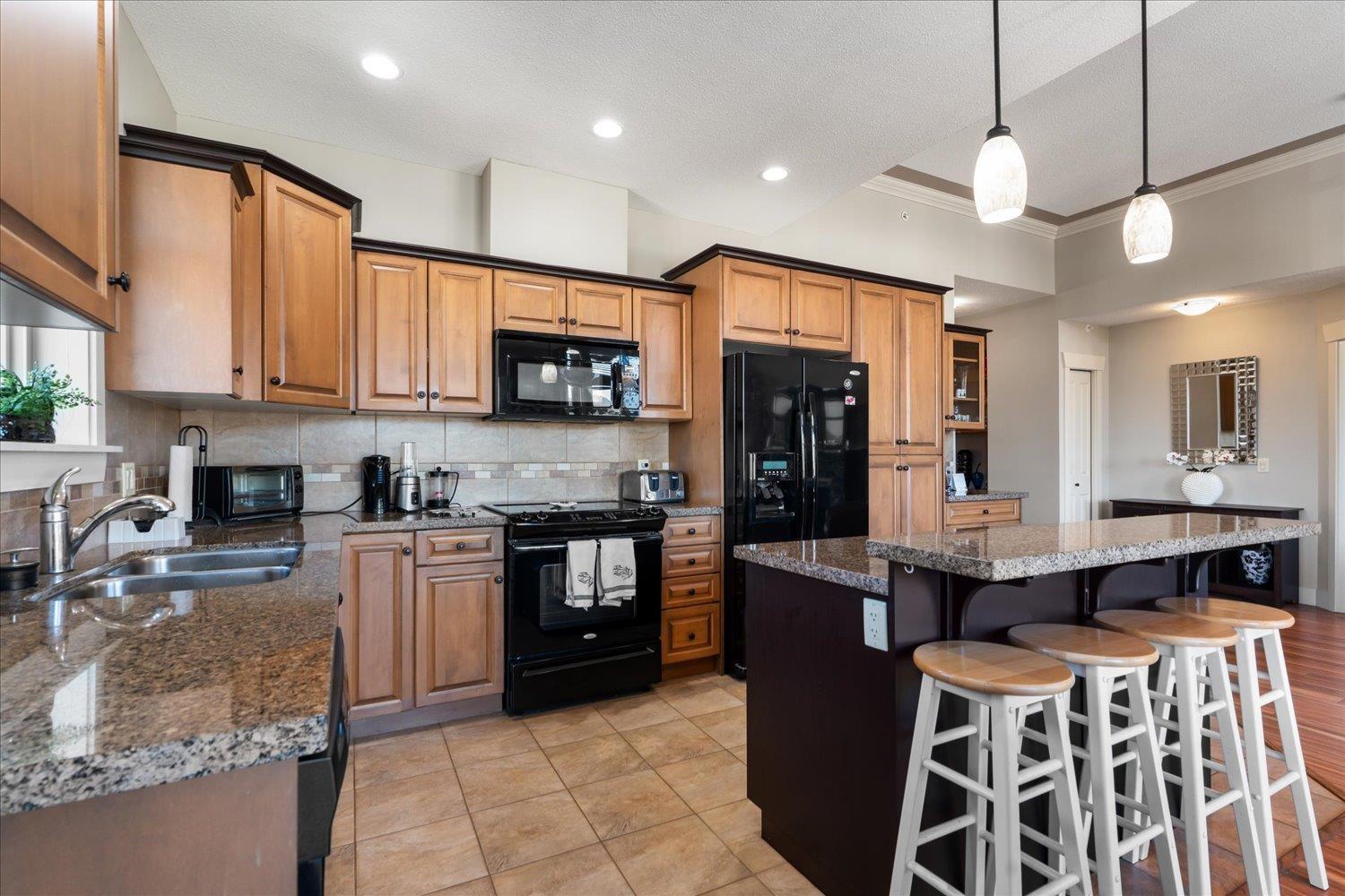 413 45893 CHESTERFIELD AVENUE, Chilliwack Downtown, Chilliwack