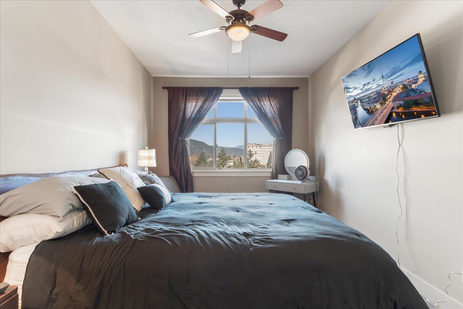 413 45893 CHESTERFIELD AVENUE, Chilliwack Downtown, Chilliwack